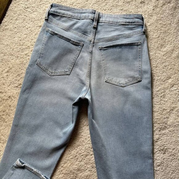 NWT Old Navy OG Straight Distressed Women's Jeans Size 6 - Picture 4 of 10